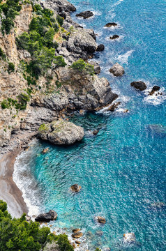 Rocks on the Amalfi coast