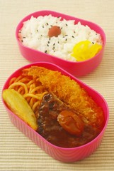ハンバーグ弁当