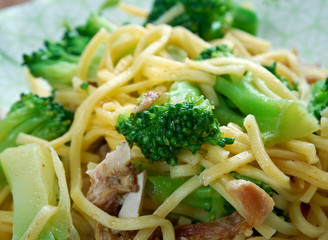 Crunchy Broccoli Salad