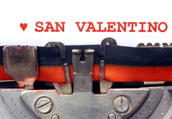 italian written typewriter Saint Valentine with heart