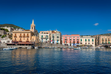 Lipari embankment
