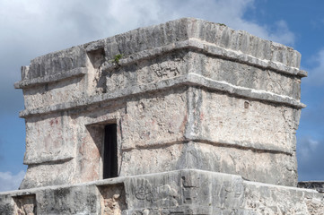 Fototapeta na wymiar Maya temple