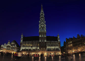 Obraz premium Gothic Town Hall located at Grand Place, Brussels