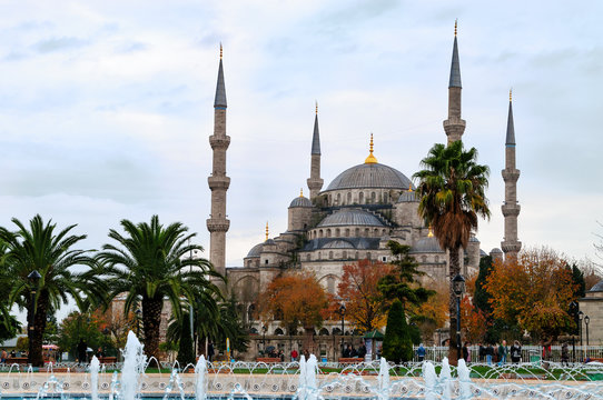 Blue Mosque in Istanbul, Sultanahmet Square