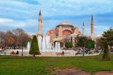 Fototapeta na wymiar Aghia Sophia in Istanbul.