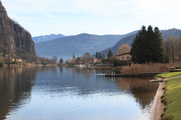 Fototapeta premium Ponte Tresa (lago di Lugano)