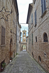 Castelli di Piticchio, Arcevia, Strade e Case