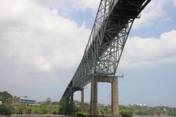 Fototapeta na wymiar Brücke über Panamalkanal - Panama