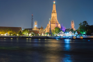 Wat Arun Ratchawararam Ratchawaramahawihan or Wat Arun 