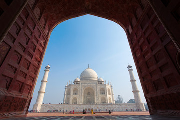Framing of Taj Mahal Mausoleum with clear blue sky, Agra, India