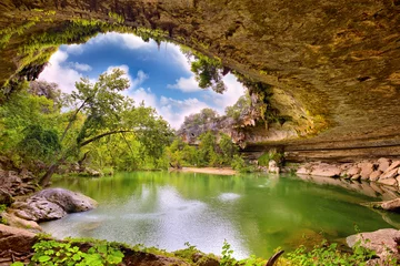 Tuinposter Hamilton Pool gootsteengat, Texas, Verenigde Staten © Oleksandr Dibrova