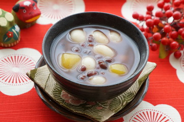 Japanese dessert, sweet red-bean soup with dumplings