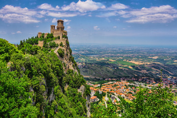 Fototapeta na wymiar Rocca della Guaita, the most ancient fortress of San Marino