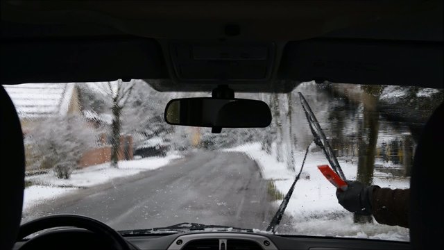 Removing snow and ice from thea wipers