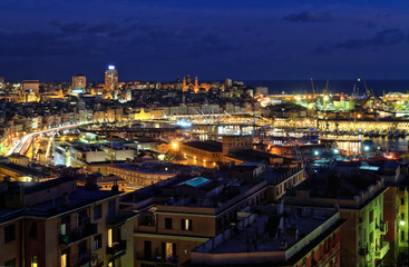 Fototapeta na wymiar overview of Genova at evening, Italy