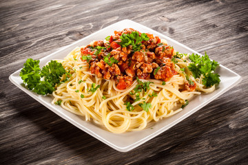 Pasta with meat, tomato sauce and vegetables