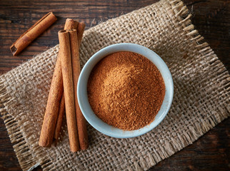 Cinnamon sticks and powder