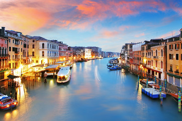 Obraz na płótnie Canvas Venice - Rialto bridge and Grand Canal