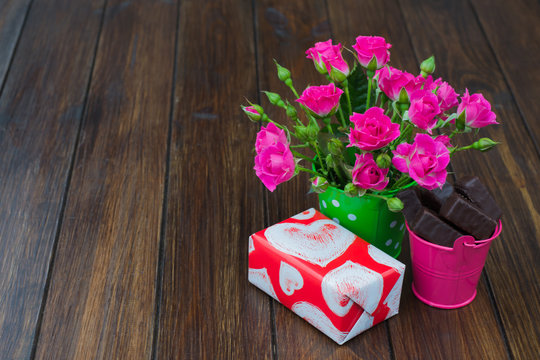 roses and gift