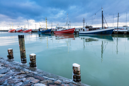 Fototapeta Fischerboote in Warnemünde