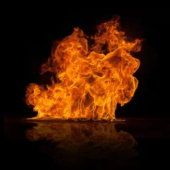Foto op Plexiglas Vlam Mooie stijlvolle vuurvlammen