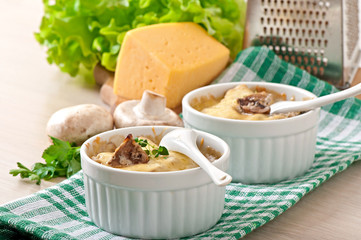 Julienne with mushrooms and cream