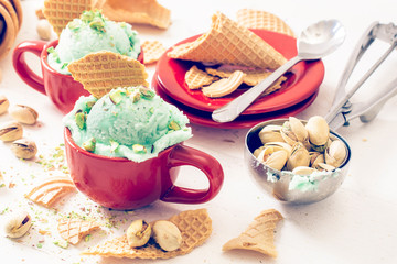 Pistachios ice cream