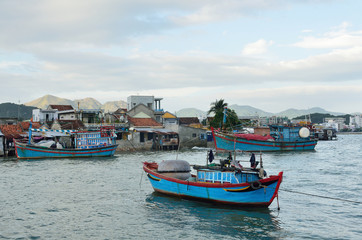 Fototapeta na wymiar Вьетнам, Нячанг, рыбацкая деревня на реке Кай