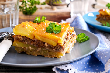Graten potatoes and minced meat