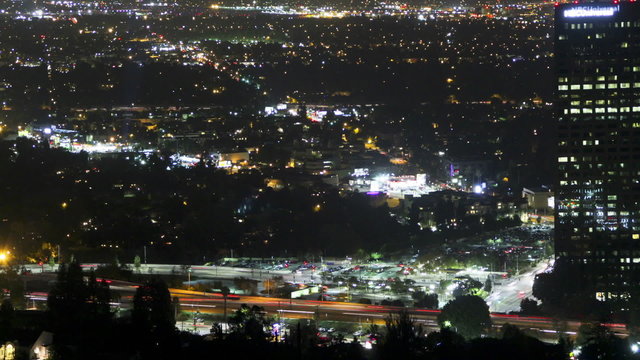 Beautiful clip above North Hollywood at night