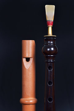Dulzaina y flabiol instrumentos musicles tradicionales