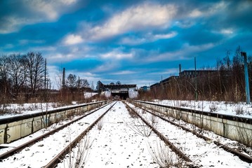 Obraz premium Bahnhofsruine München Olympiastadion