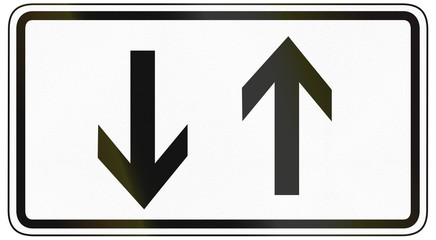 German traffic sign additional panel to specify the meaning of other signs: Parallel to the road