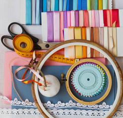 Accessories for embroidery satin ribbons