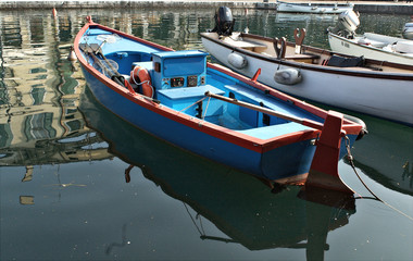 Fototapeta na wymiar Boats on the port