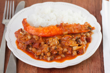 beans with seafood