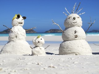 Sandmen at Lucky Bay, Cape Le Grand NP, West Australia