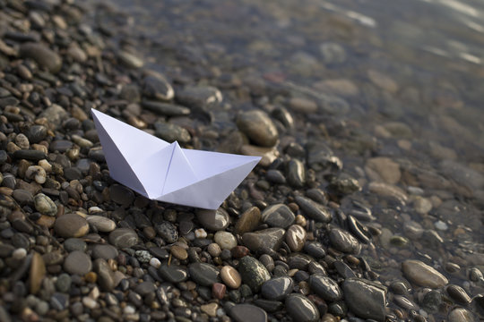 Paper ship I