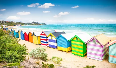 Crédence en verre imprimé Australie Belles maisons de baignade sur la plage de sable blanc de la plage de Brighton,