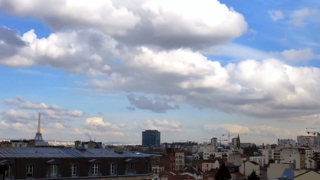 Timelapse - Nuages en mouvement au dessus de Paris
