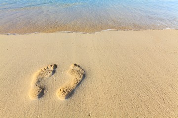 One pair footstep on the beach