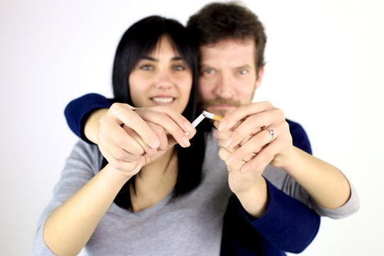 Couple in love deciding to stop smoking