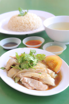 Hainanese chicken rice served at a food court