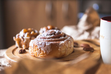 cinnamon cake with coffee