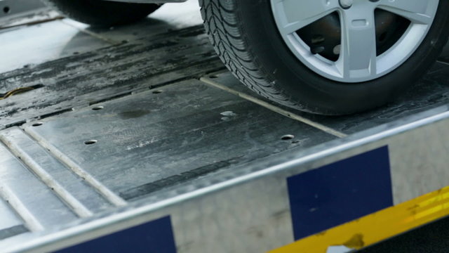 Car on the traction truck