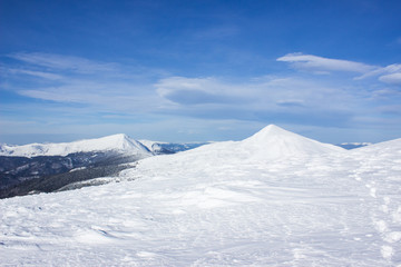 Fototapeta na wymiar mountain panoramic