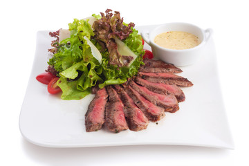 Grilled beef salad