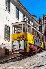 Obraz na płótnie Canvas Lisbon's Gloria funicular