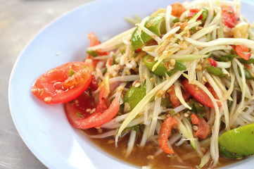 Thai papaya salad