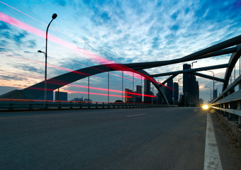 Obraz premium the night of modern bridge